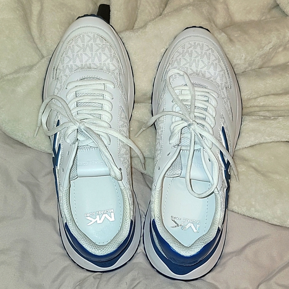 Michael Kors Dax Logo and Leather Trainer